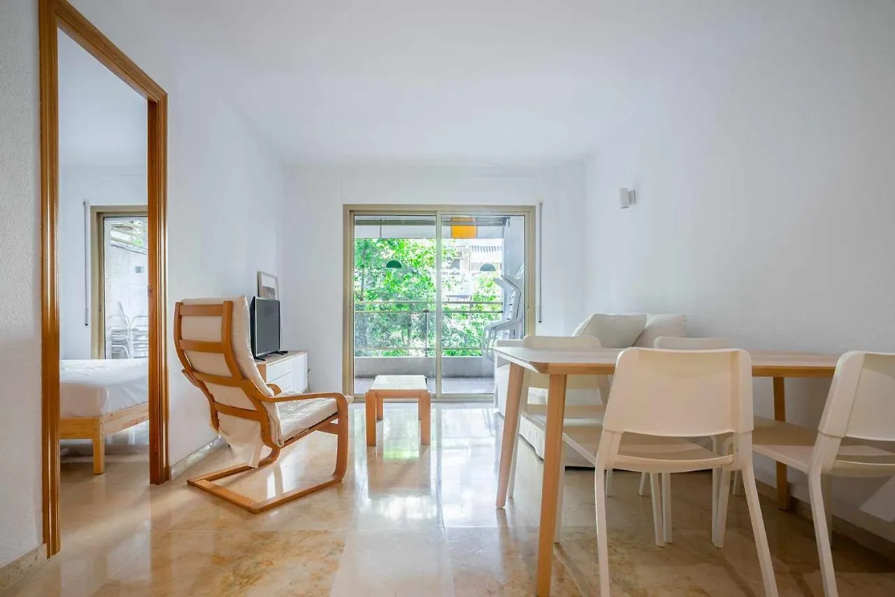 סאלו Luminoso Apartamento Cerca De La Playa