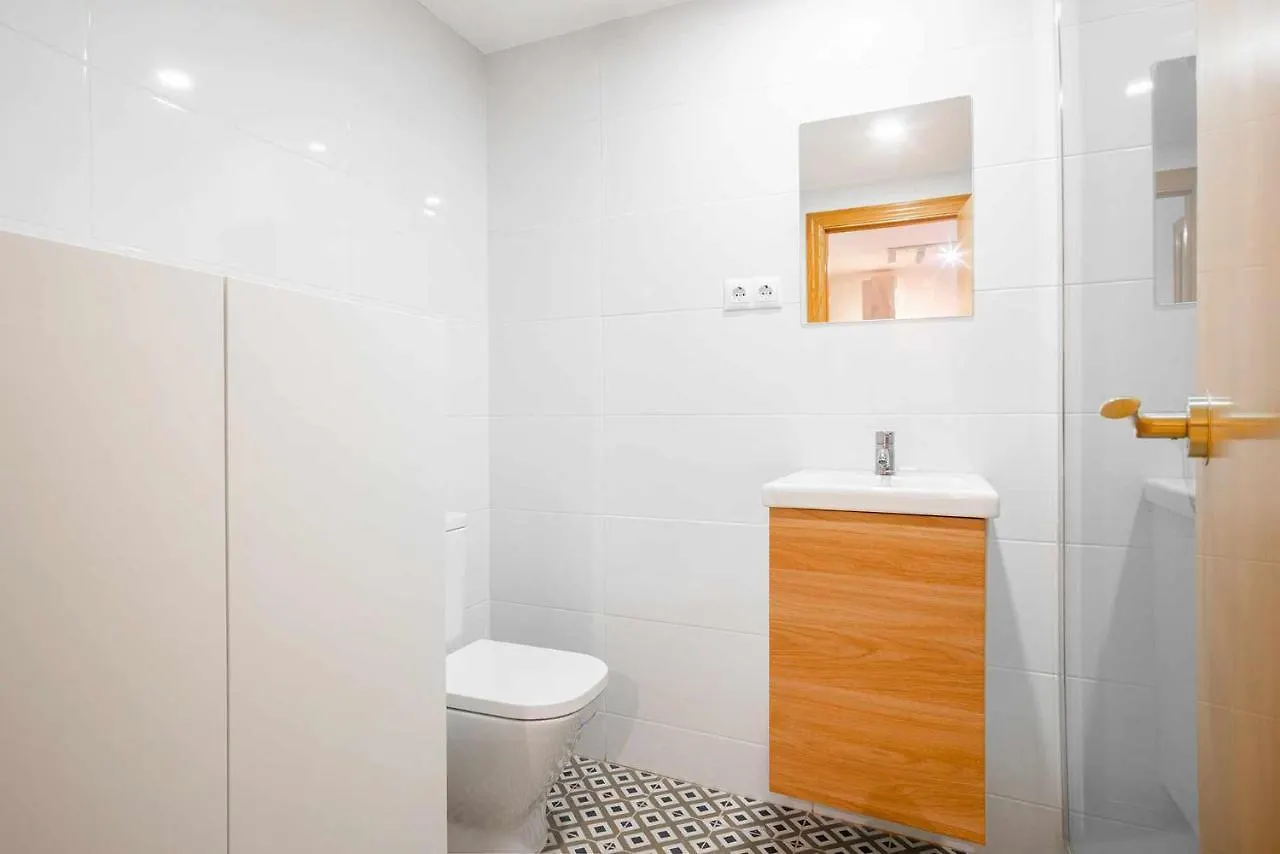 סאלו Luminoso Apartamento Cerca De La Playa ספרד